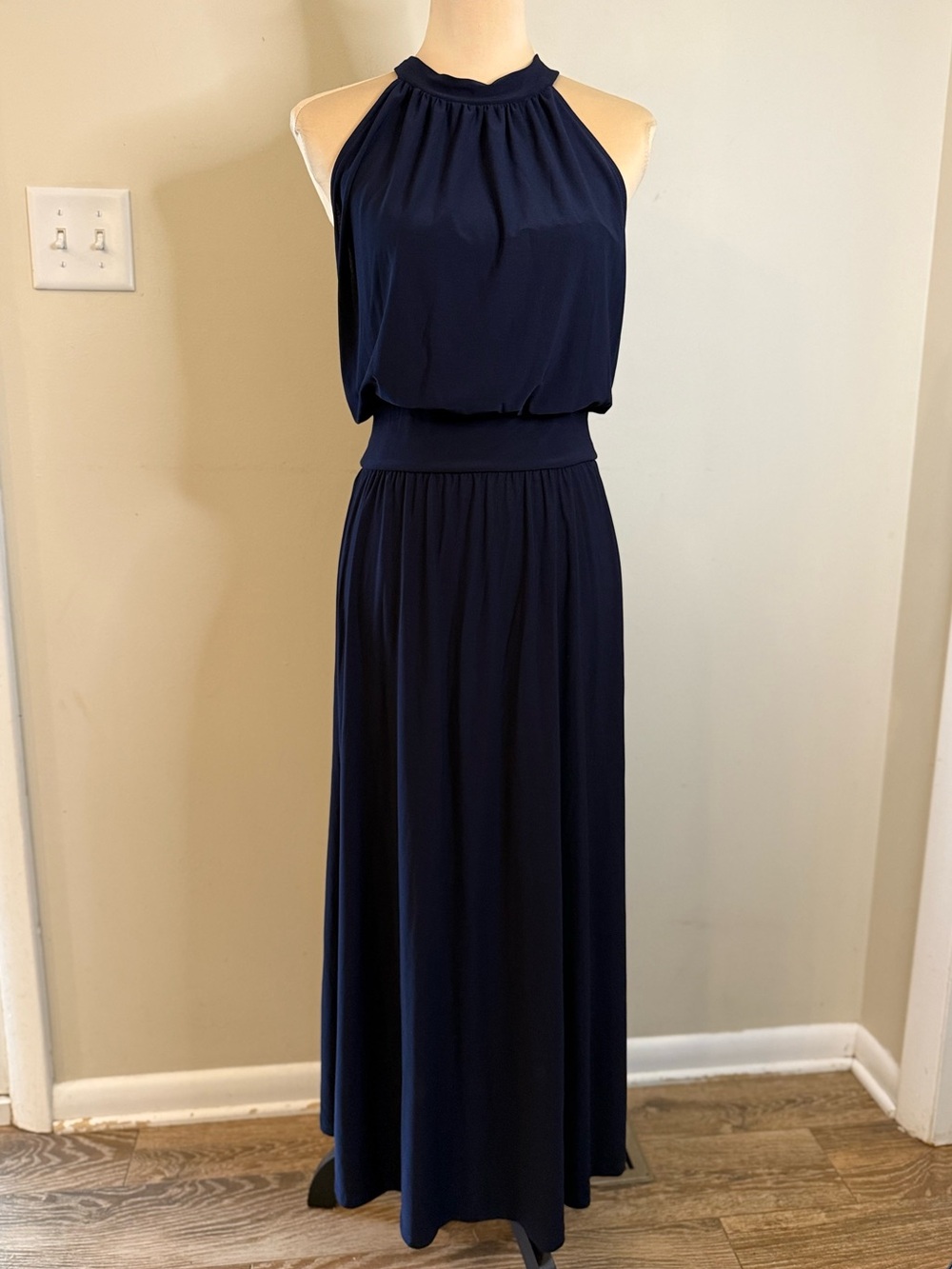 Gilli blue sleeveless maxi dress pleated crewneck split hem SZ SM